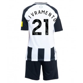 Newcastle United Tino Livramento #21 Heimtrikot 2024-25 Kurzarm (+ kurze hosen)